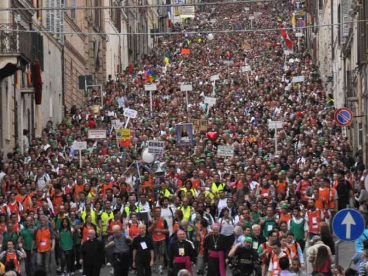 Sabato la Macerata-Loreto, in marcia verso la casa di Maria