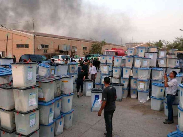 In fiamme in Iraq il deposito delle schede da ricontare