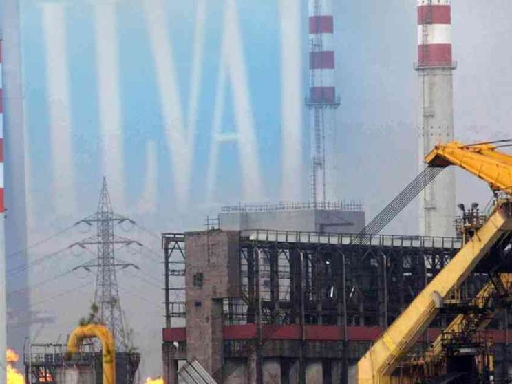 Di Maio riapre le trattative sull'Ilva: ambiente e lavoro, cosa c'è in gioco