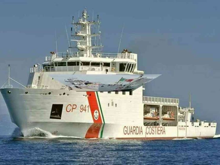 Sbloccato stallo della Diciotti: sbarco in Sicilia per 519 migranti