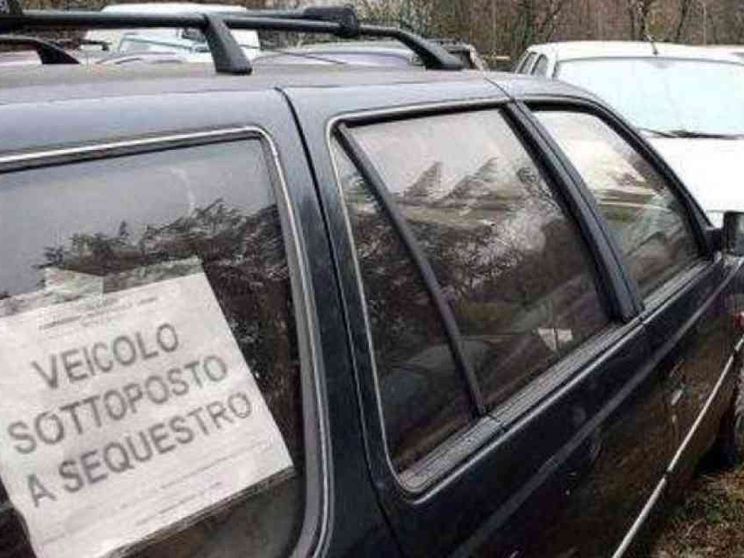 Duecentomila auto confiscate: ecco chi paga e dove finiscono