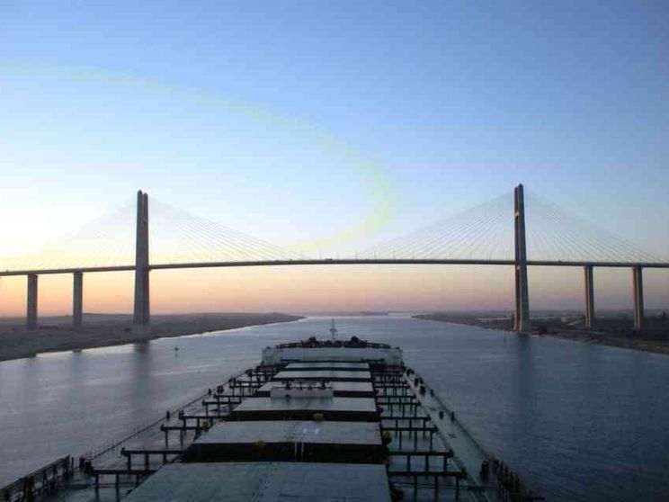 I 150 anni di Suez, il canale che ha riaperto la storia del Mediterraneo