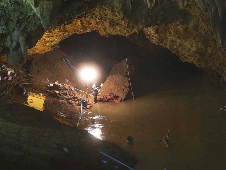 Serviranno mesi per far uscire i 12 ragazzi dalla grotta / VIDEO