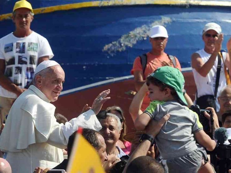 Venerdì il Papa celebrerà la Messa per i migranti