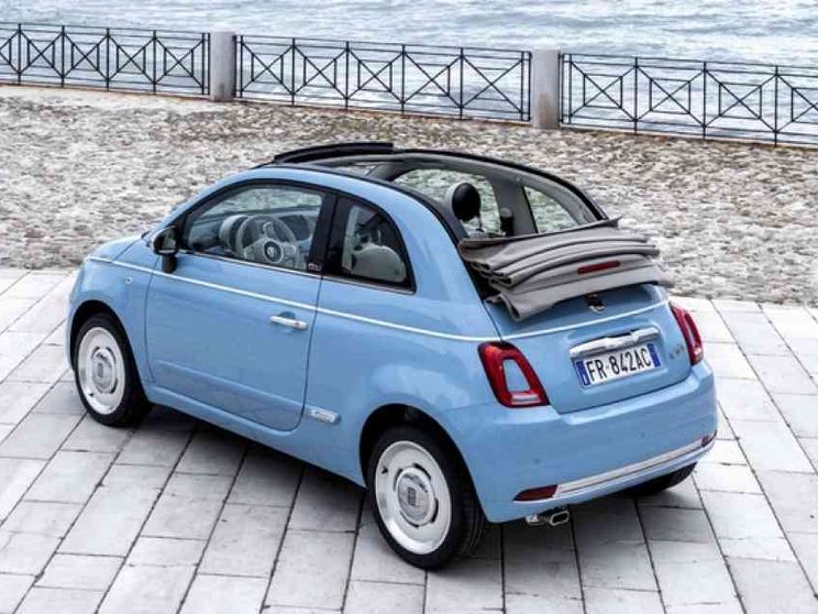 Auguri 500: per il compleanno si regala la “Spiaggina '58”