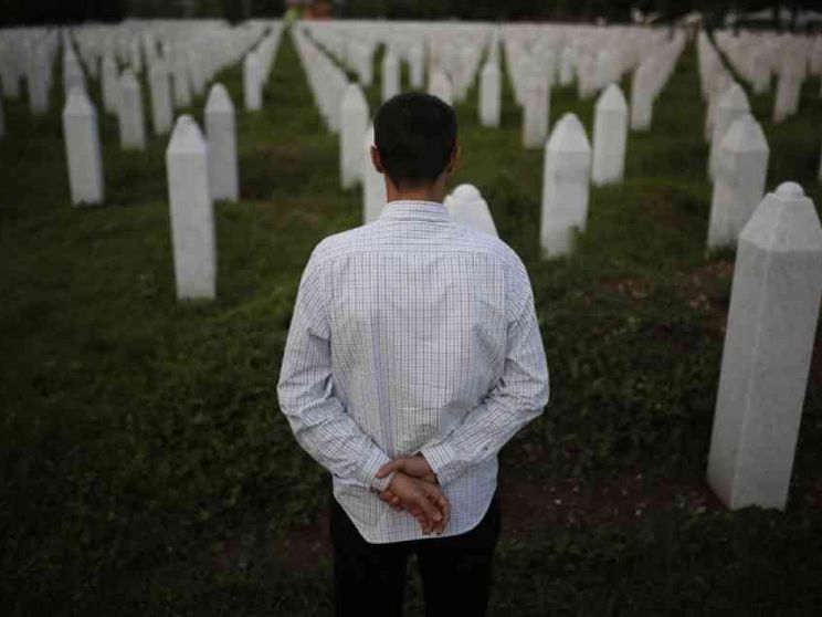 Srebrenica, il ricordo del genocidio celebrato in sordina