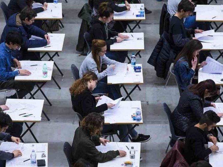 Aspiranti medici, così gli italiani entrano nelle Università straniere