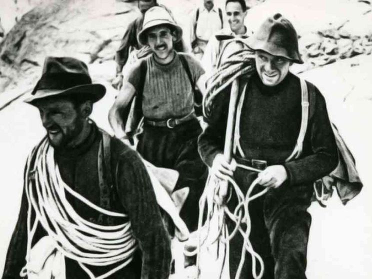 Harrer contro Cassin: la corsa alle cime e le bandiere dei regimi