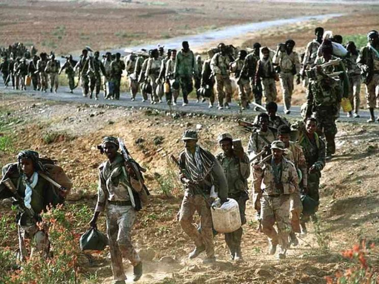 L'addio alle armi: le truppe eritree lasciano il confine