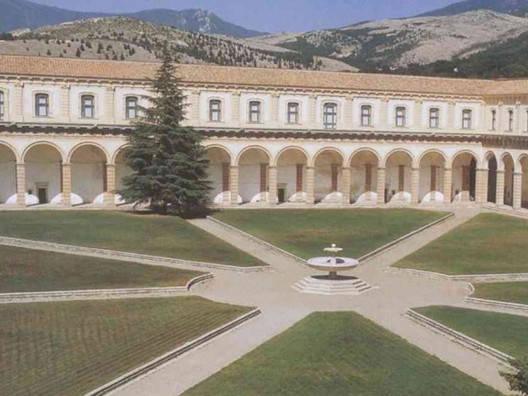 Dottorati e assegni di ricerca in materie umanistiche