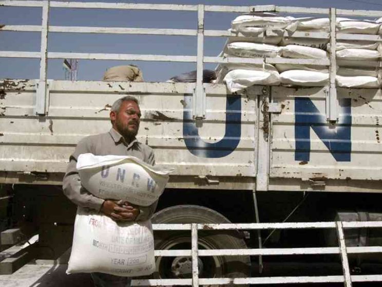 L'Onu licenzia mille dipendenti locali, esplode la rivolta a Gaza