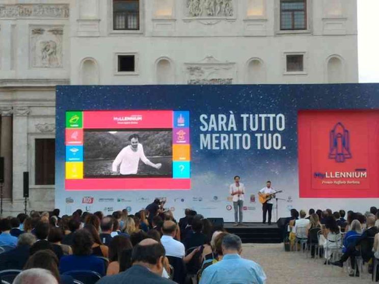 Consegnati i premi a 31 giovani