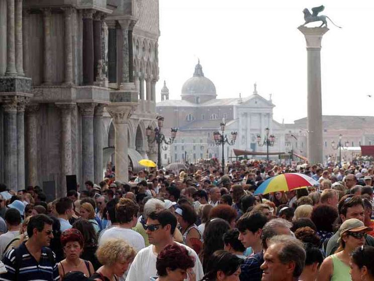 Venezia chiede più rispetto ma sarà sempre città aperta