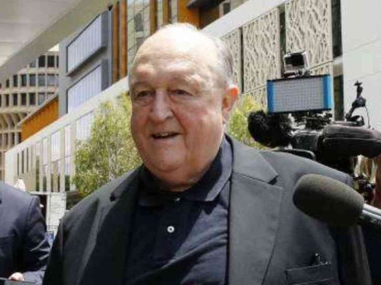 Papa accetta la rinuncia dell'arcivescovo Wilson: non aveva denunciato abusi