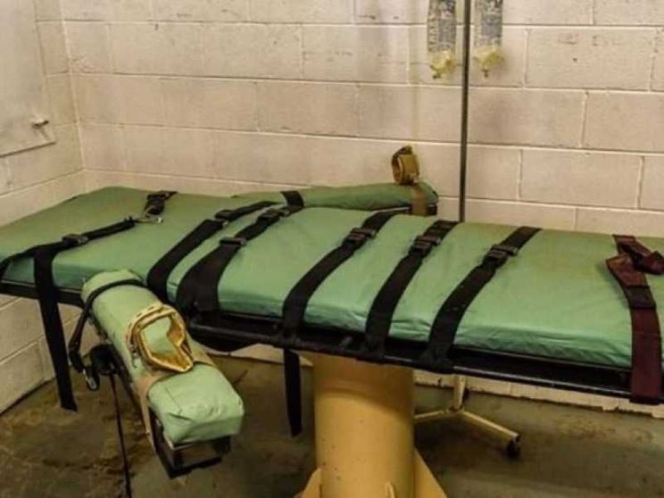 La modifica al Catechismo: «La pena di morte è inammissibile»