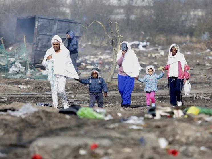 Scomparsi 530 baby-migranti sulla rotta Calais-Londra