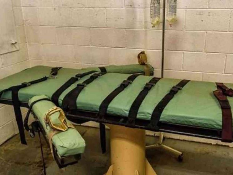 La modifica al Catechismo: «La pena di morte è inammissibile»