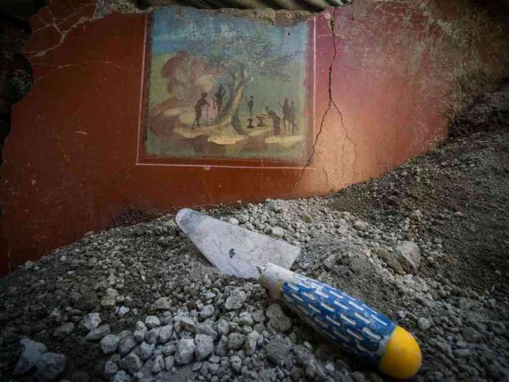 Nuove scoperte a Pompei: stanze affrescate e oggetti di vita quotidiana