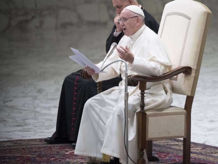 Papa Francesco: successo, potere, denaro sono idoli che rendono schiavi