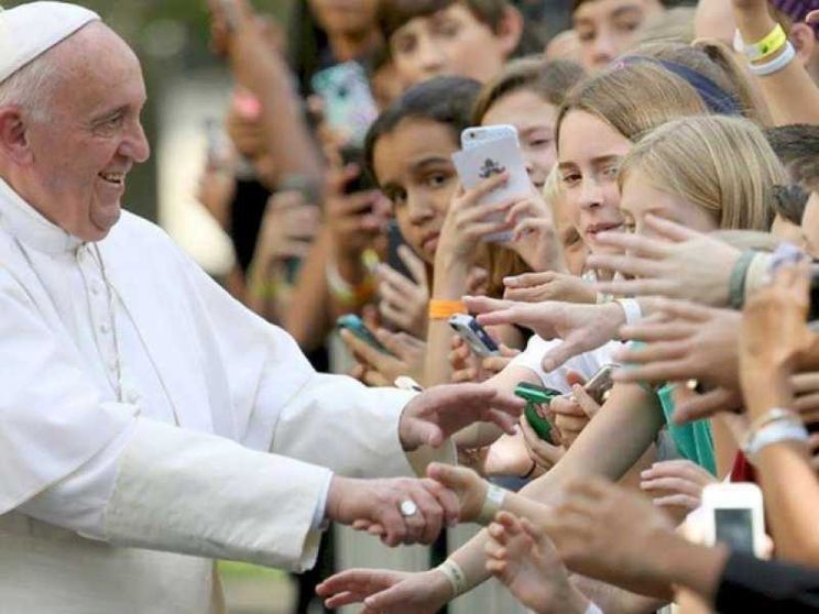 Come seguire da casa l'incontro di papa Francesco con i giovani