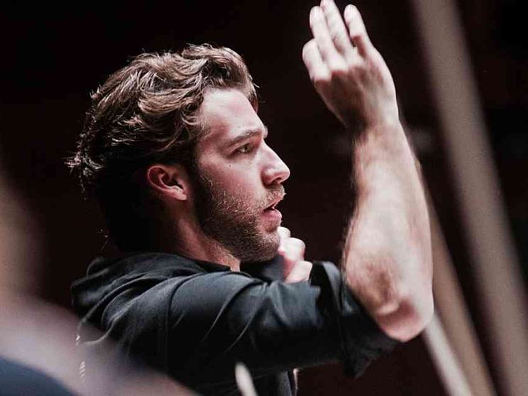 Lorenzo Viotti: «Sul podio più che l'età conta l'esperienza»