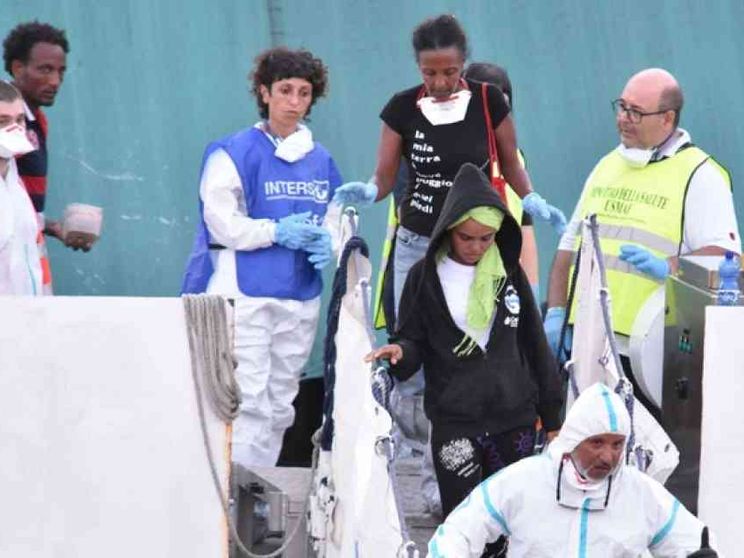 Accoglienza nelle diocesi, la Cei ospiterà 100 migranti della nave Diciotti