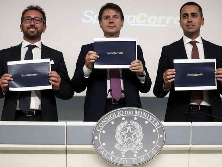 Ecco il ddl anti-corrotti: «Non ve la caverete più»