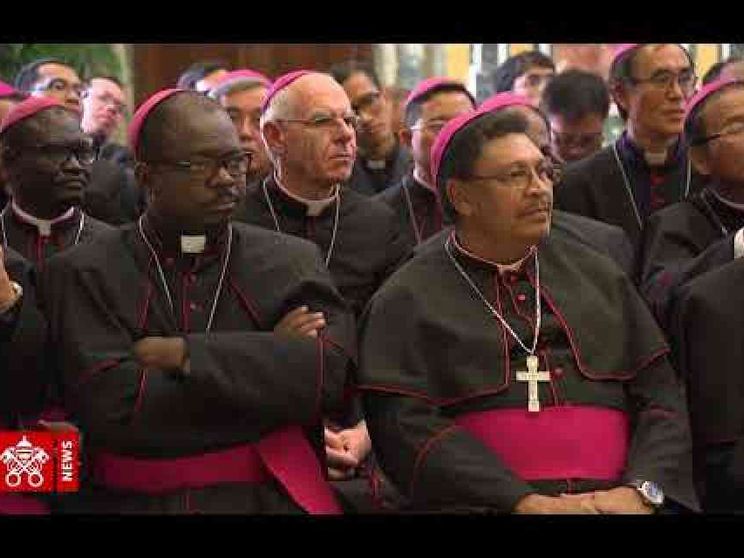 Papa Francesco ai vescovi: siate padri, non padroni né principi