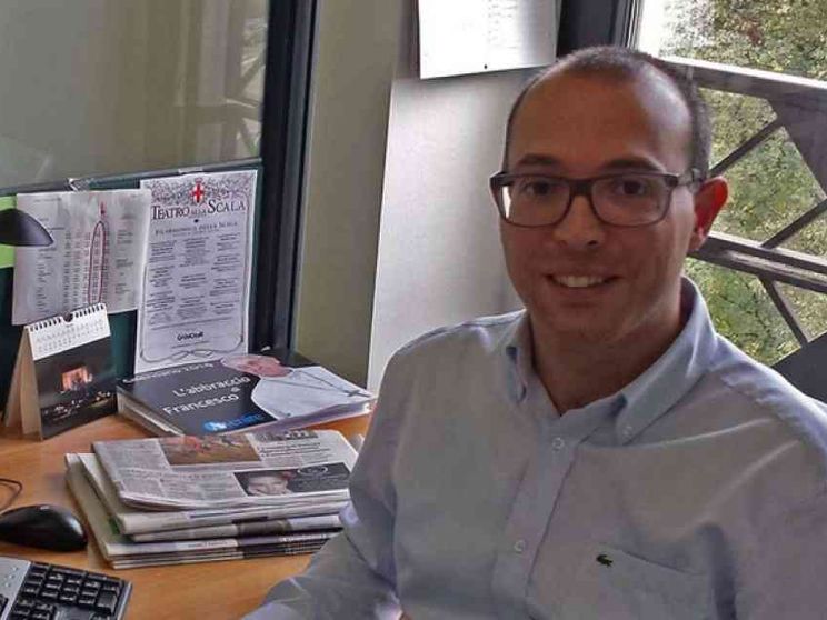 La grande opera è educare