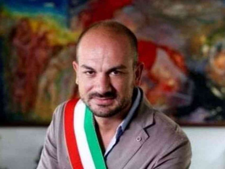 «Mi tolgono la scorta ma non mi arrendo. Resto a Mondragone»