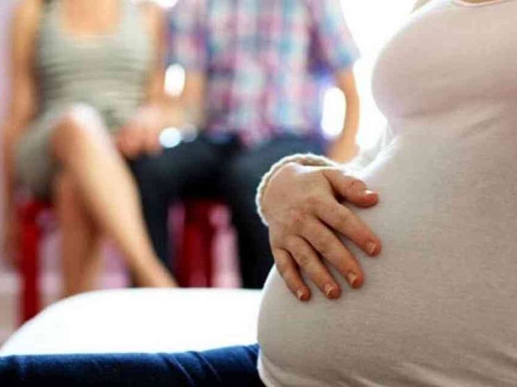 Utero in affitto mozione all’Onu per proibirlo