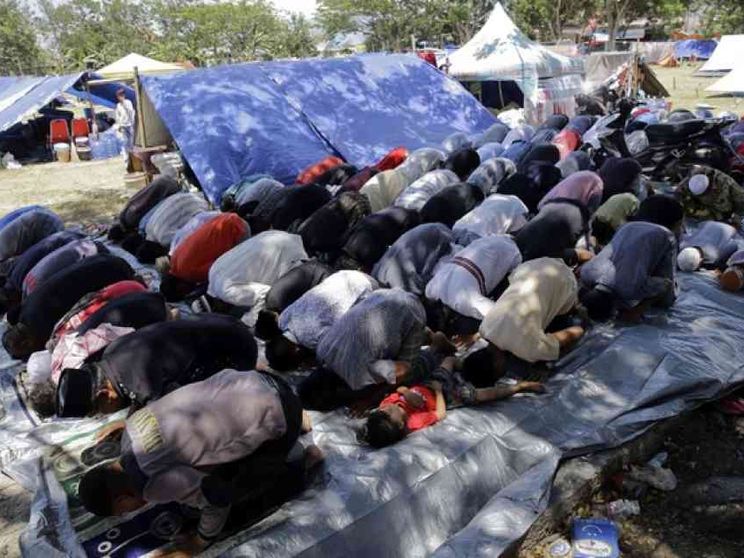 Oltre 1.500 le vittime dello tsunami, ancora «mille i dispersi»