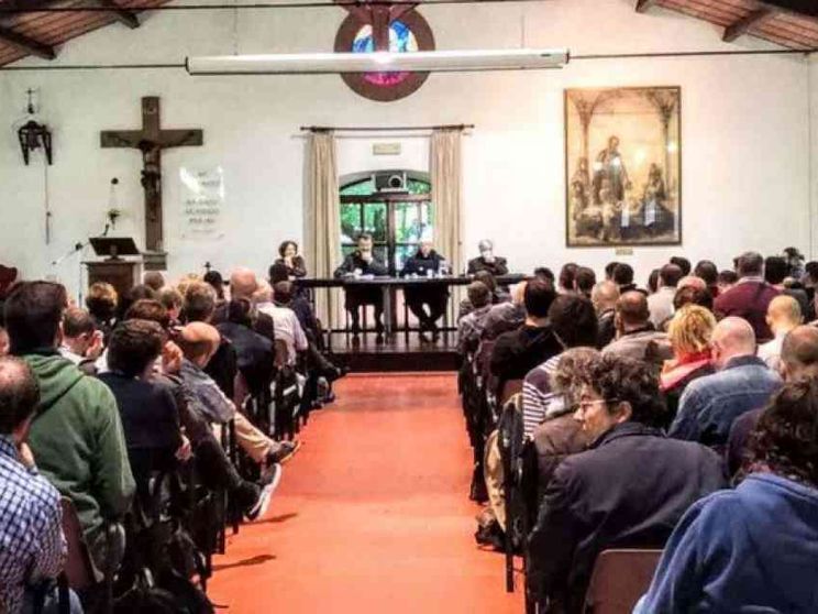 «Lgbt? Per accogliervi conta che siate cristiani»