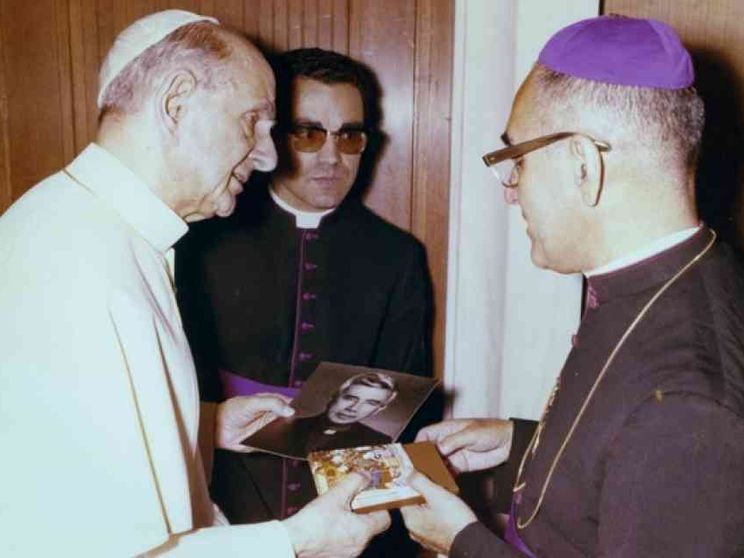 Montini, un faro per Romero