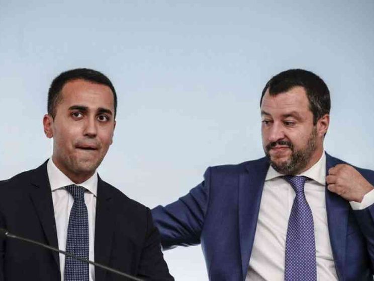 Salvini furibondo con Di Maio: «Nessuna manina, lui era lì con Conte»