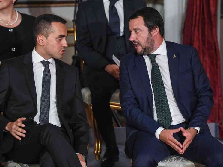 Duello tra Di Maio-Salvini sul dl fisco, oggi il vertice maggioranza e Cdm