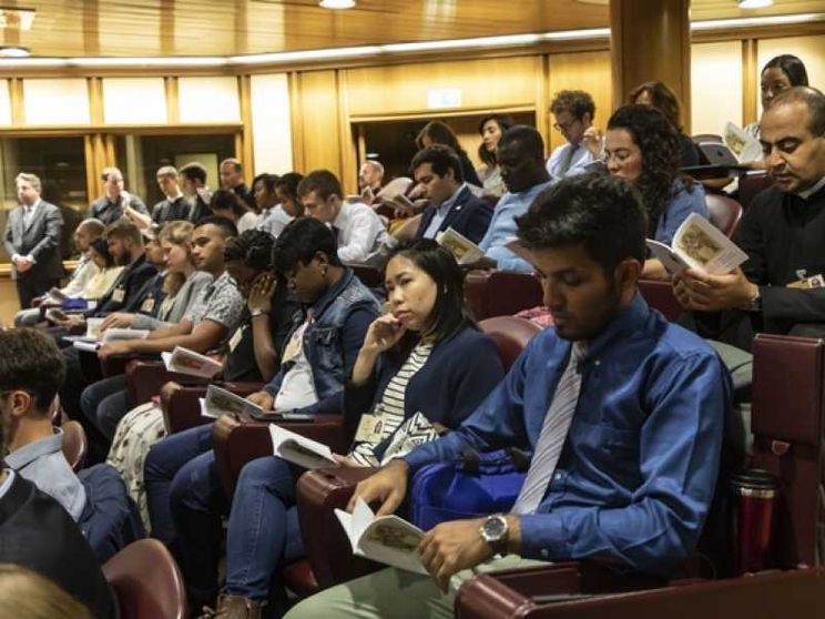 I giovani e l'impegno nel mondo: ecco il testo finale del Sinodo