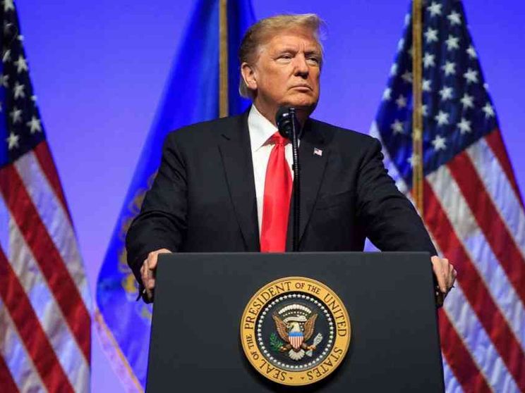 Trump schiera 5mila soldati contro la Carovana dei migranti