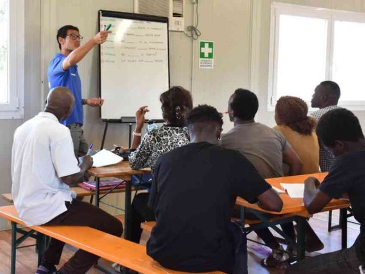 Decreto sicurezza, 18mila posti di lavoro a rischio. Soprattutto giovani