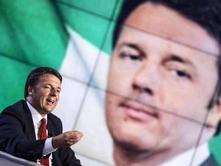 Tv pubblica, j'accuse di Renzi: copre le oscenità del governo