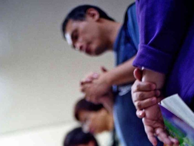 I vescovi fanno chiarezza: attenti ai miracolismi