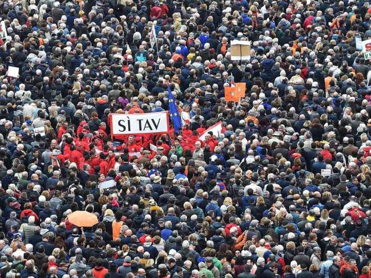 Il Nord insofferente: sotto il governo un fuoco acceso