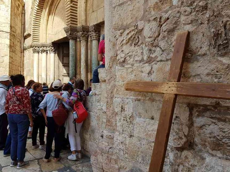 Pizzaballa: «I cristiani di Terra Santa accanto agli ultimi. Sempre»