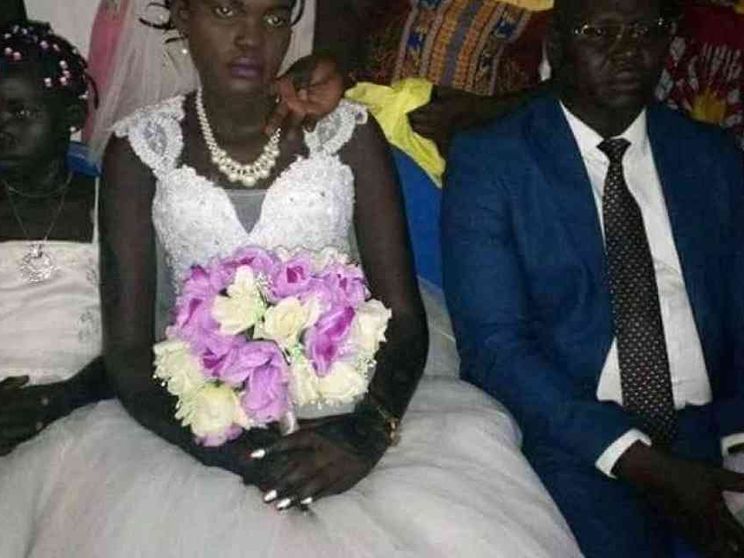 Asta su Facebook per una ragazza sposa