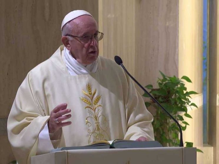 Papa: la generosità delle piccole cose allarga il cuore