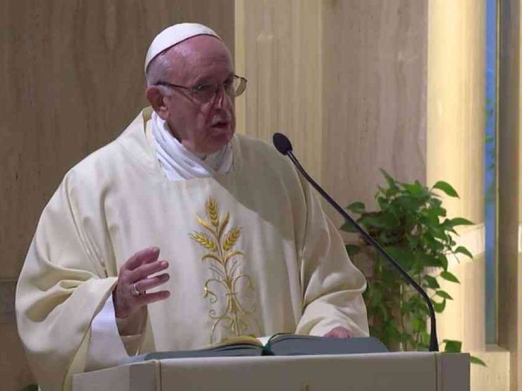 Papa: la generosità delle piccole cose allarga il cuore