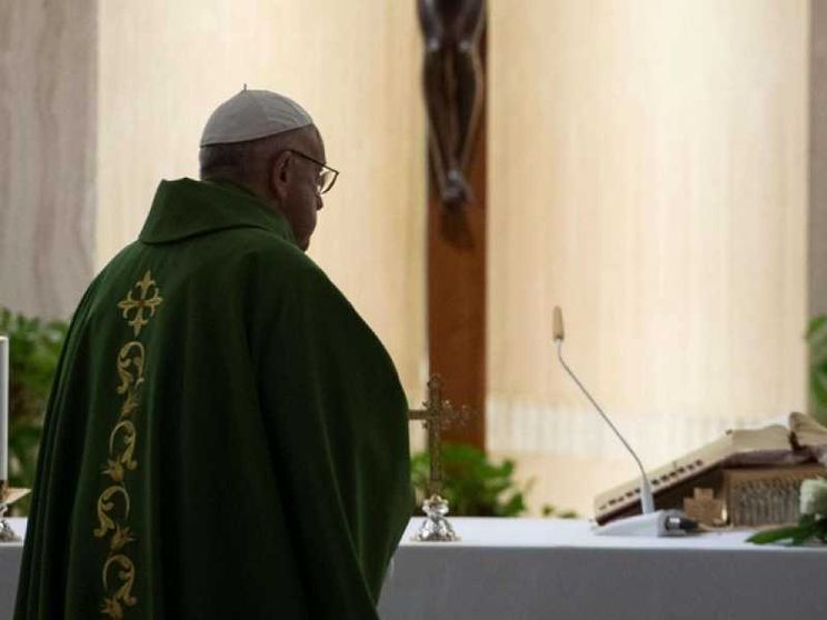 Il Papa: finisce una civiltà che si dice cristiana ma è pagana