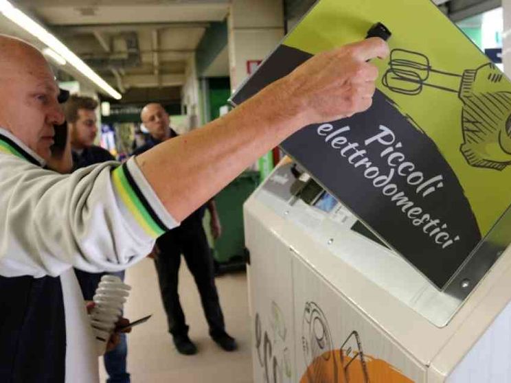 Così si esce dalla crisi dei rifiuti