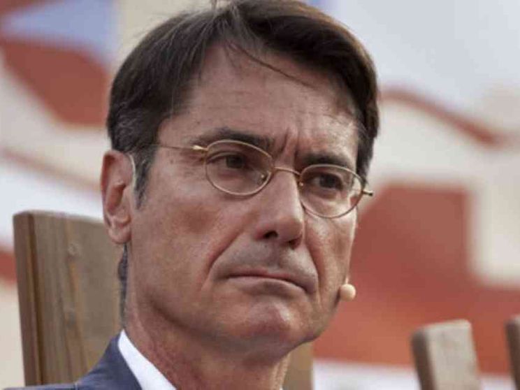 Le anatre zoppe e il re nudo