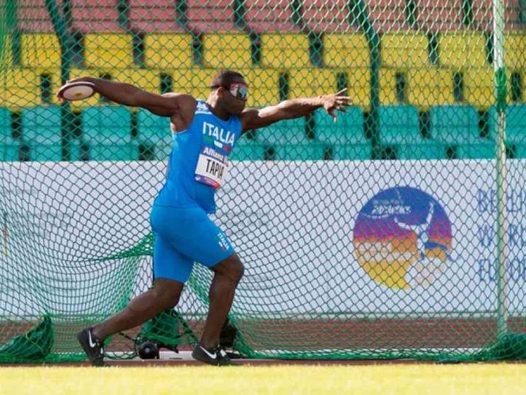 Oney, il lanciatore che illumina il buio